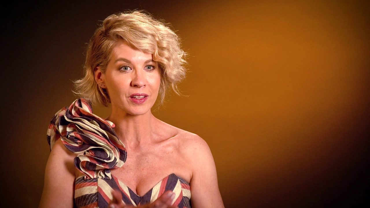 Imaginary Mary: Jenna Elfman On The Premise Of The Show