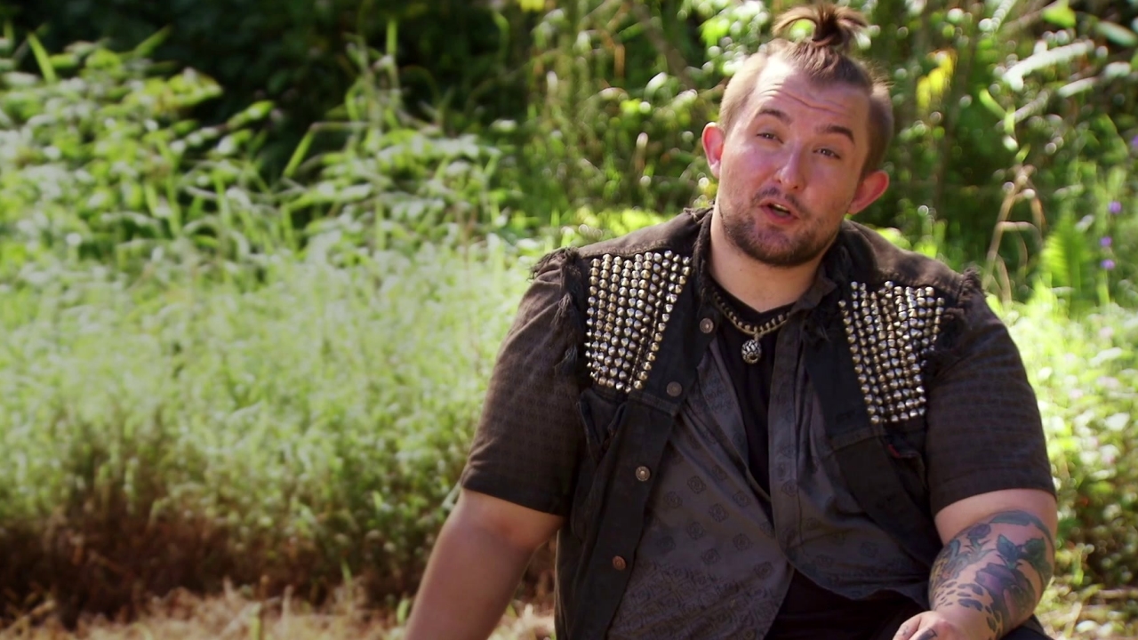 Kicking & Screaming: Maxwell Faces His Fears And Eats A Live Worm