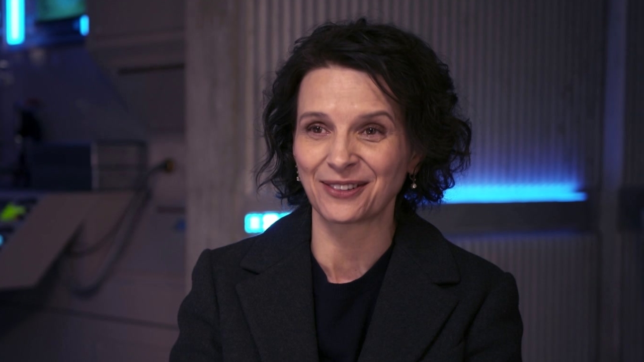 Ghost In The Shell: Juliette Binoche on how she came to the movie (International)