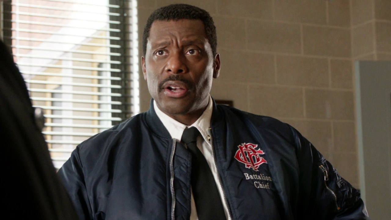 Chicago Fire: Dawson Brings Evidence To The Police