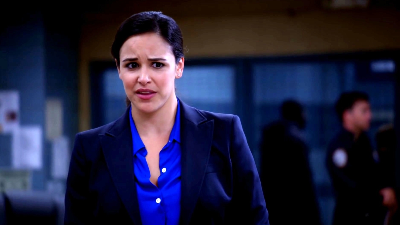 Brooklyn Nine-Nine: Amy Writes A Secret Letter To Jake
