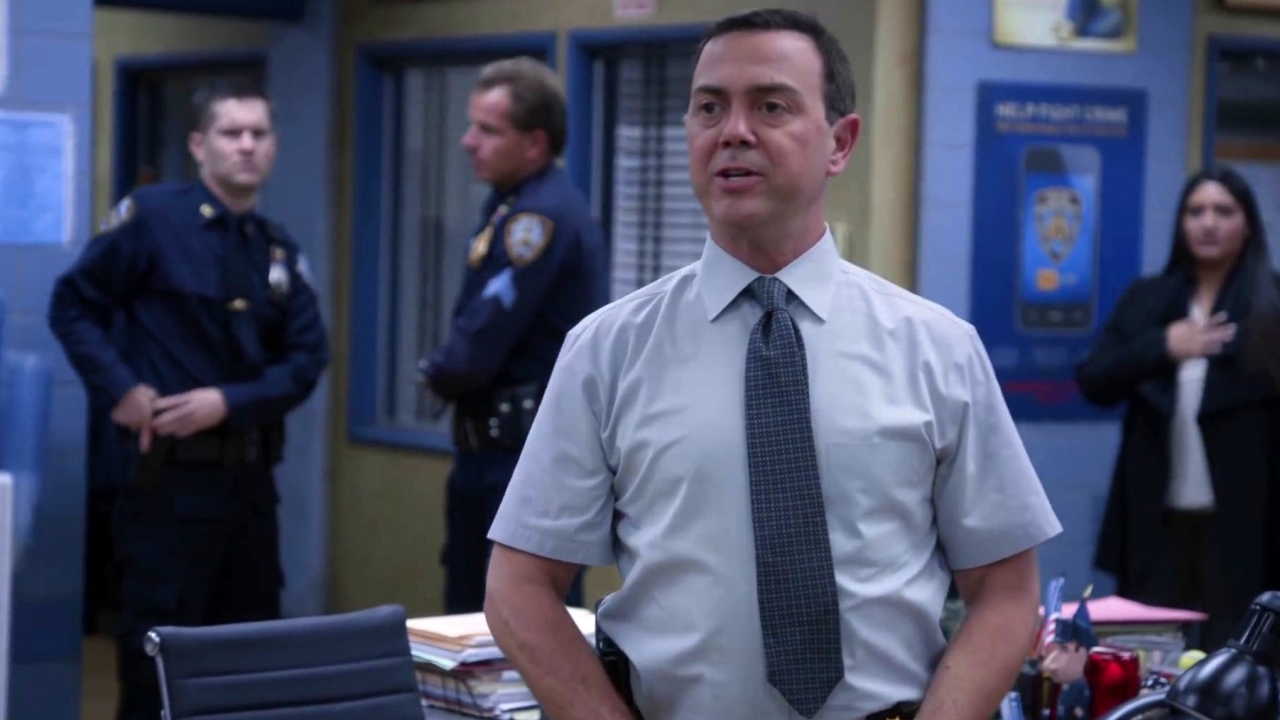 Brooklyn Nine-Nine: Boyle Celebrates Jake's Birthday