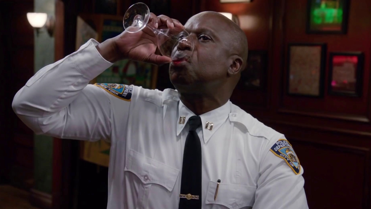 Brooklyn Nine-Nine: Drunk And Upset Holt