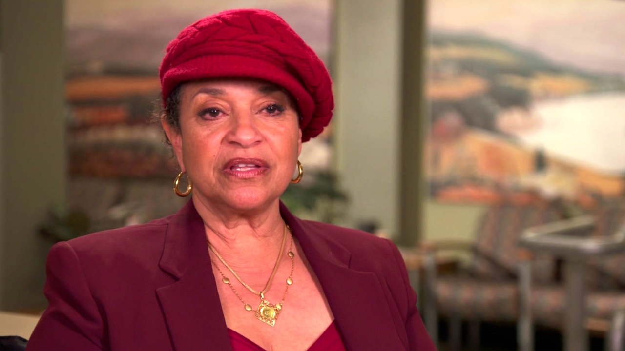 Grey's Anatomy: Debbie Allen, On What Advice She Gave To Ellen