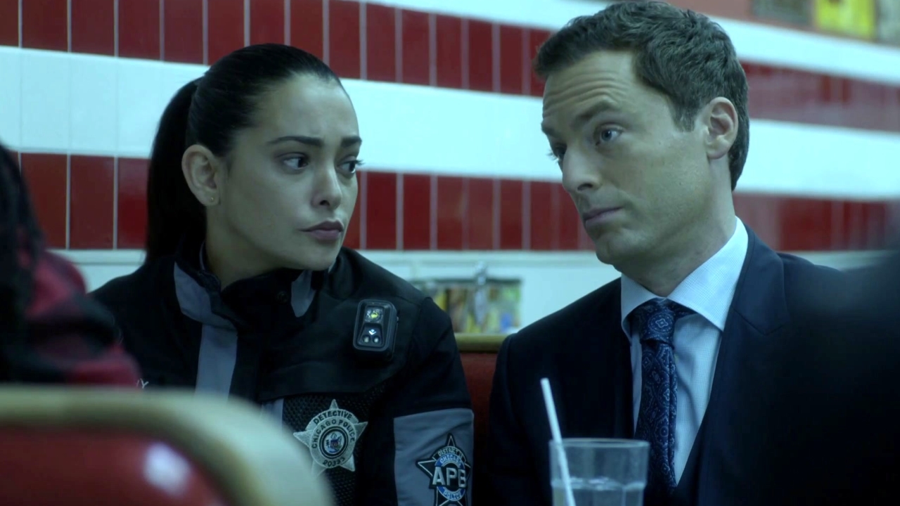 Apb: Murphy And Gideon Sit Down With A Gang Leader