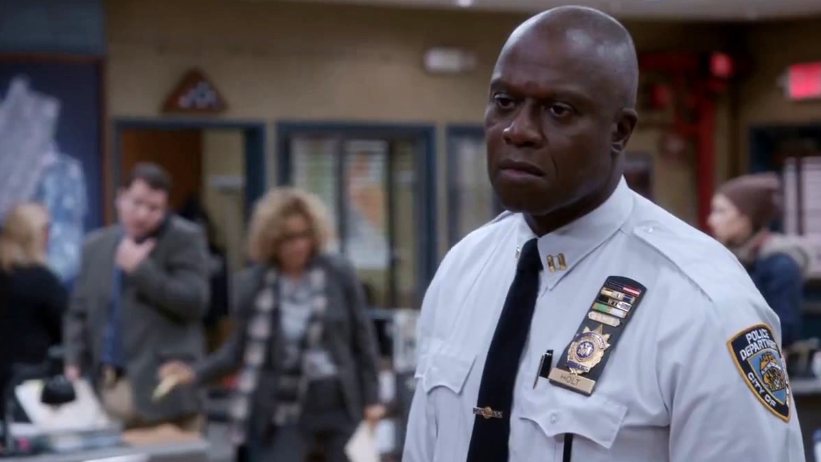 Brooklyn Nine-Nine: Holt Has A Food Question For Charles
