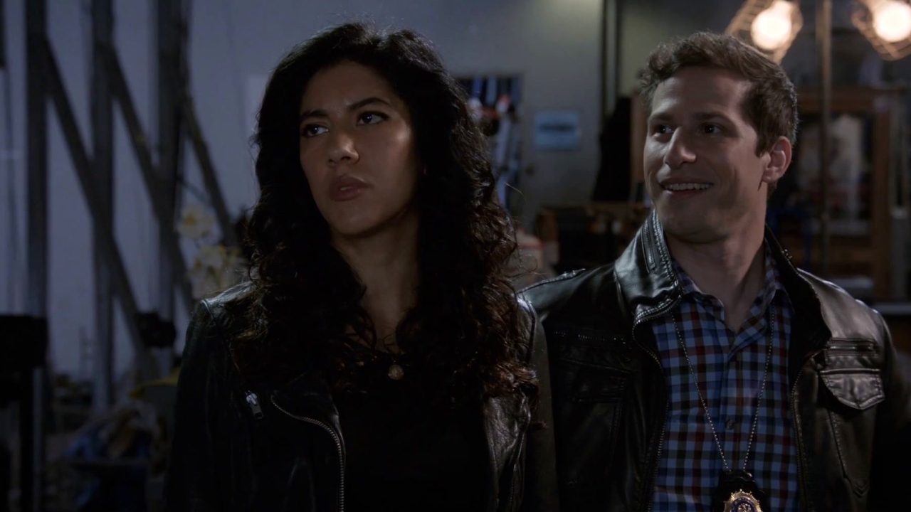 Brooklyn Nine-Nine: Mark Devereaux Interrogates A Production Assistant