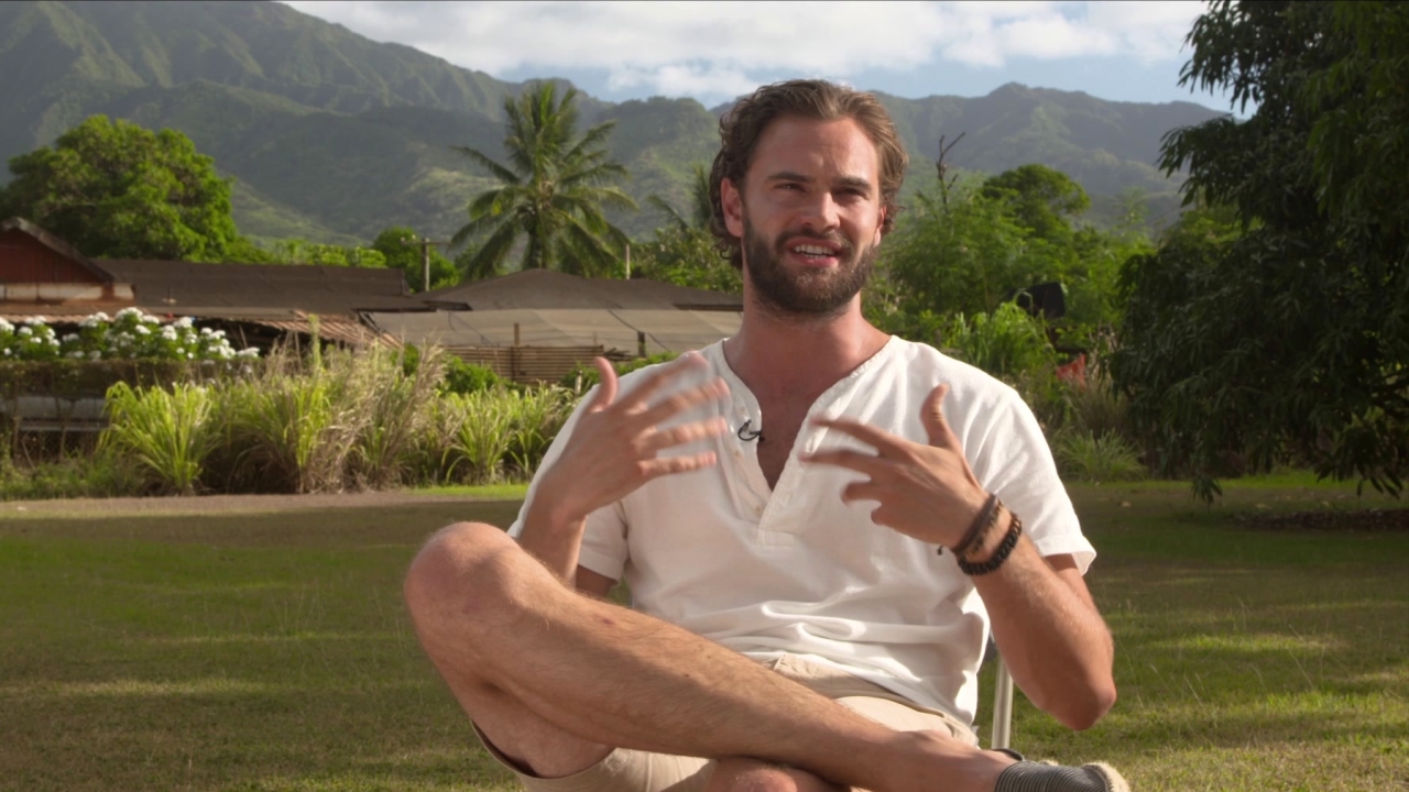 Snatched: Tom Bateman On How The Characters Emily And Linda Play Off Each Other