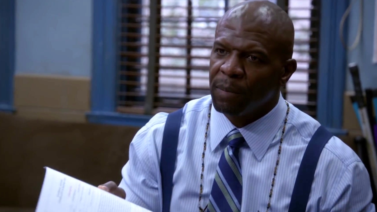 Brooklyn Nine-Nine: Holt Refuses To Submit Terry's Complaint