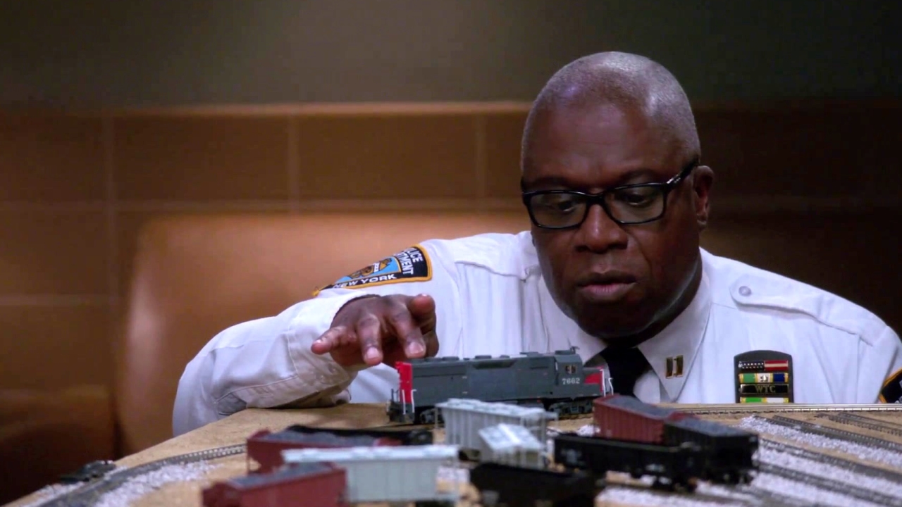 Brooklyn Nine-Nine: Holt Questions Terry's Model World