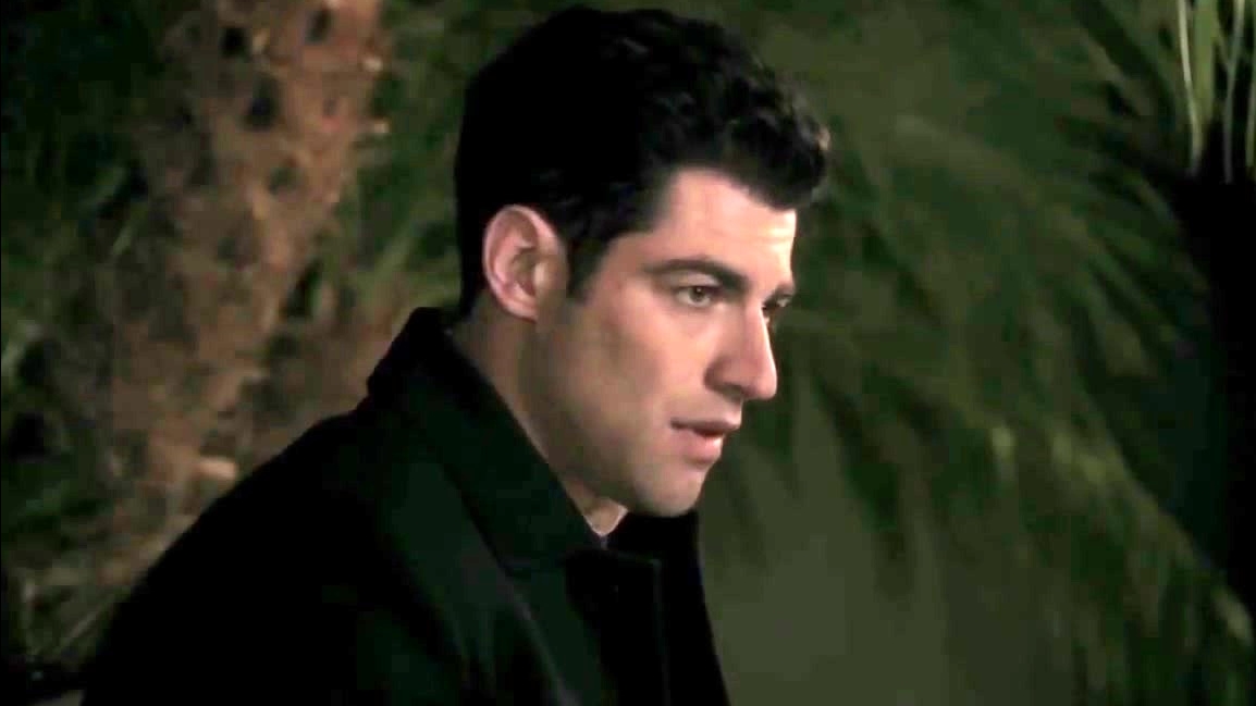 New Girl: Schmidt Responds With Bah Humbug