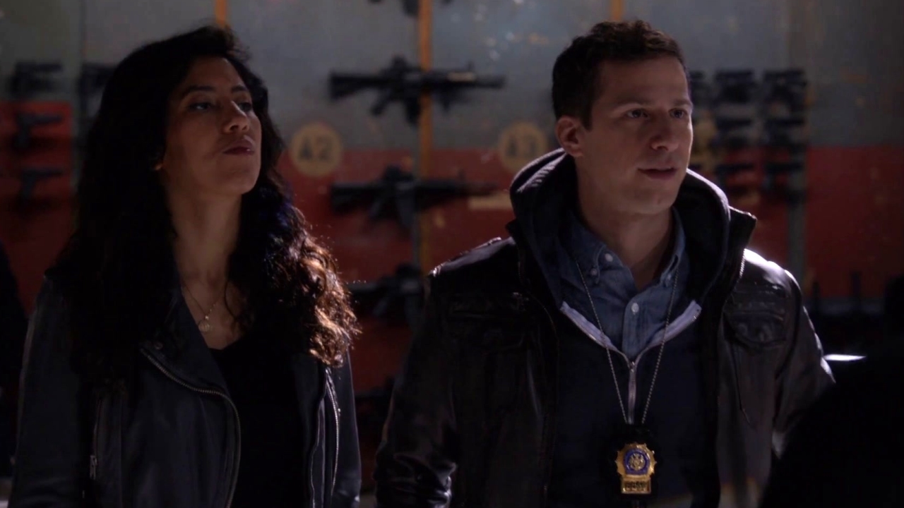 Brooklyn Nine-Nine: Hawkins Is Impressed By Jake And Rosa