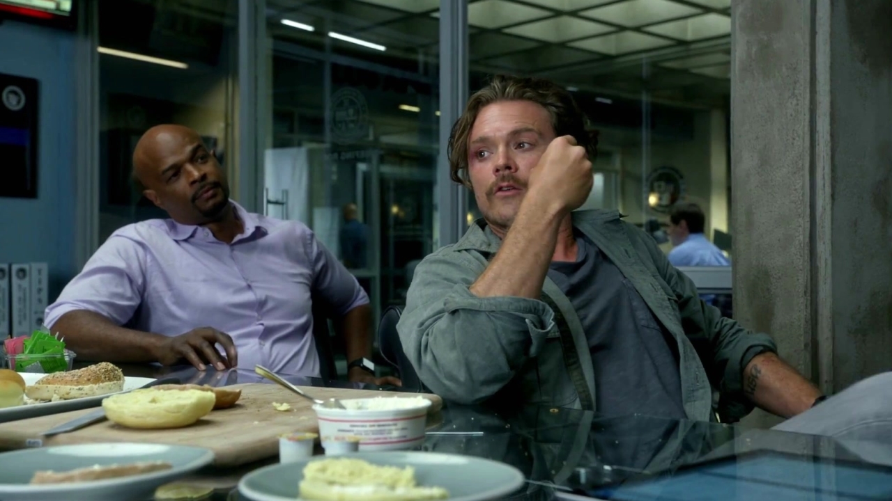 Lethal Weapon: Lethal Cooking: How To Snack Like Riggs