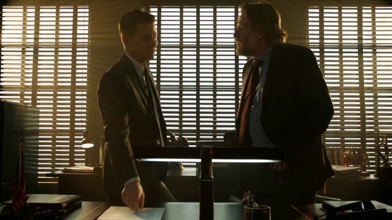 Gotham: Bullock And Gordon Strategize