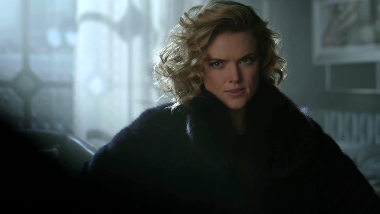 Gotham: Barbara Plans To Kill Penguin Again