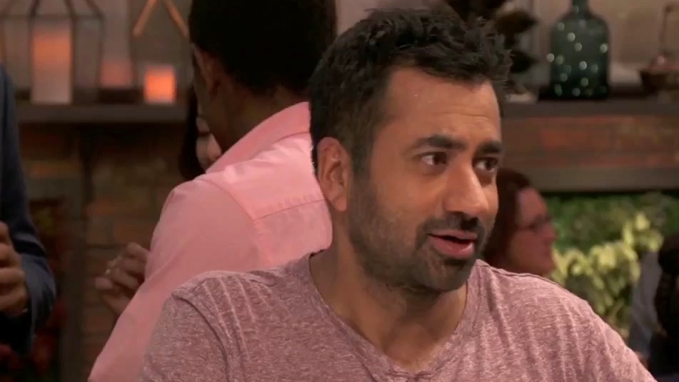 The F Word: Kal Penn Wins At A Drinking Game With Gordon Ramsay