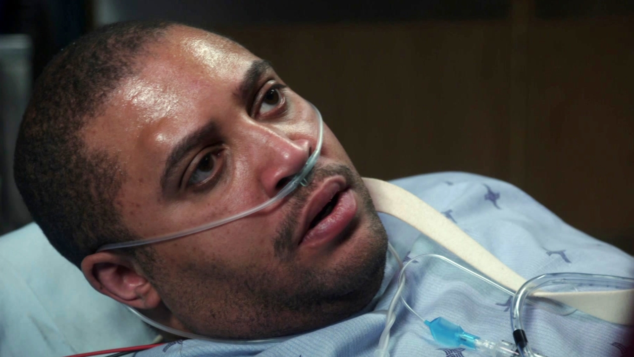The Night Shift: Cain Performs A Procedure On A Patient Without Shannon