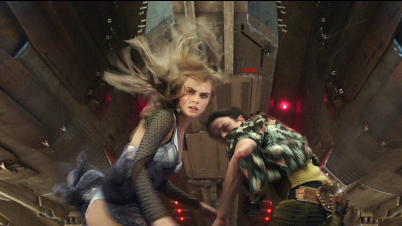 Valerian And The City Of A Thousand Planets: Jump