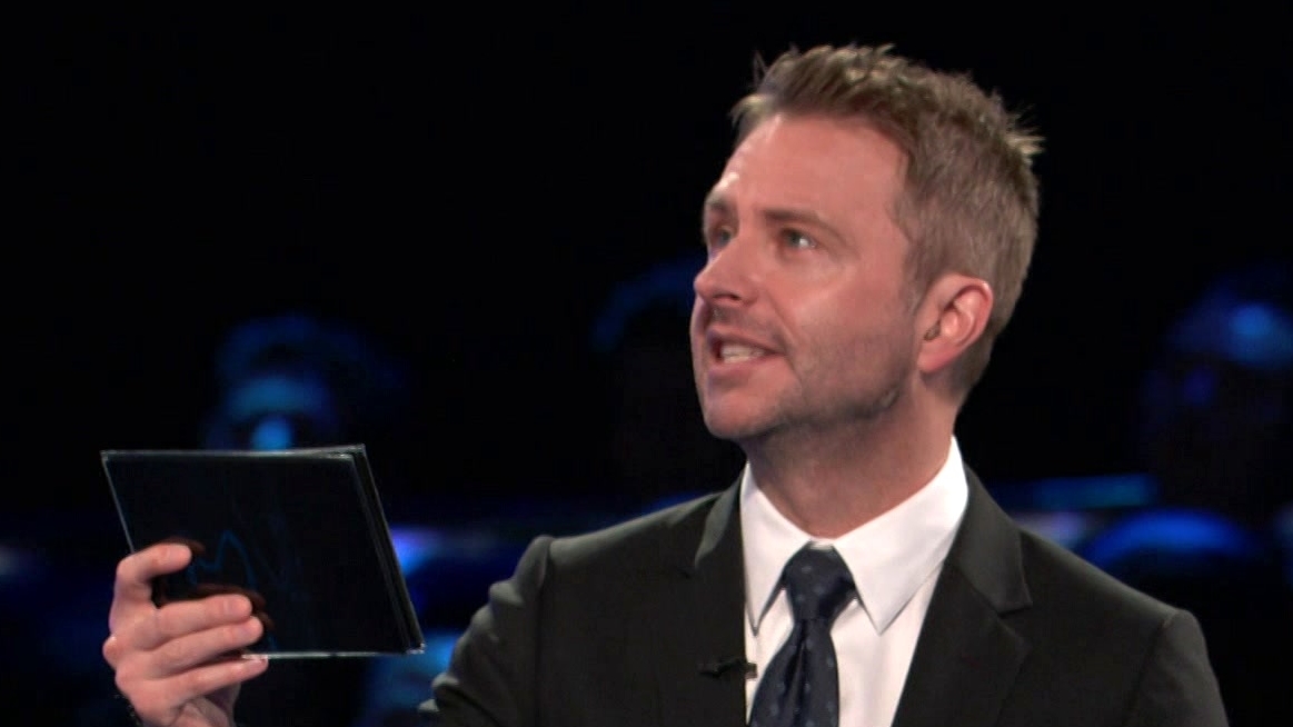 The Wall: Chris And Paris