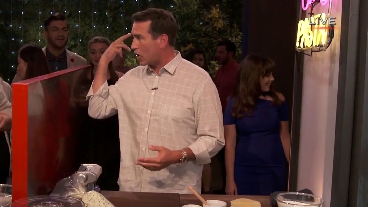 The F Word: Rob Riggle Struggles To Make Pasta