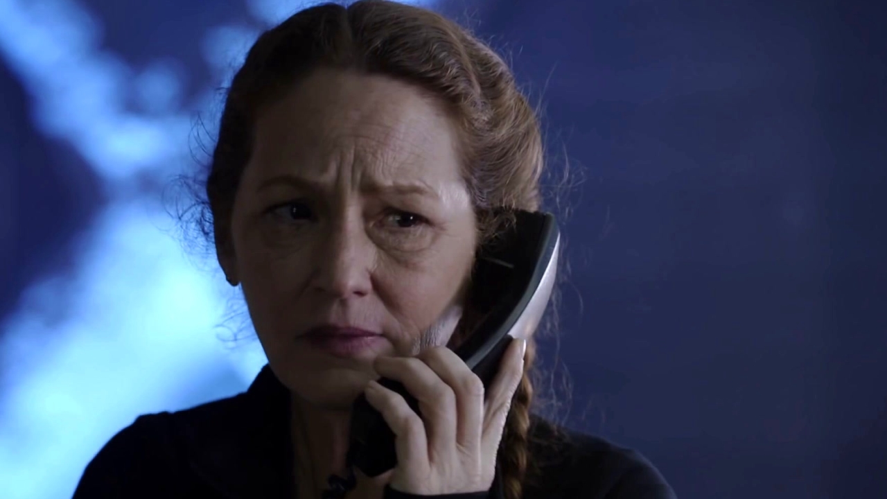Wayward Pines: The Power Goes Off In The City