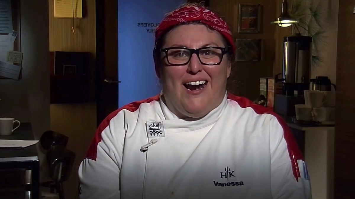 Hell's Kitchen: Tensions Run High In The Dorms