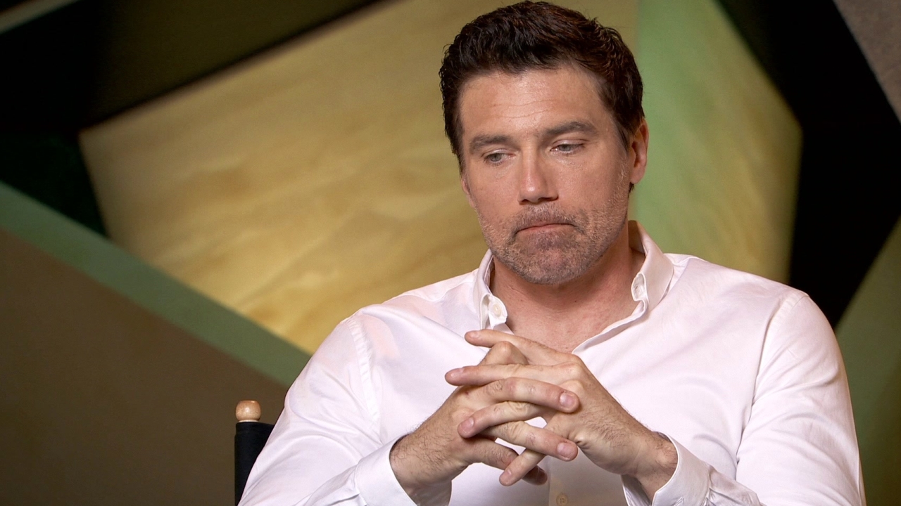 Inhumans: Anson Mount On The Difference Between The Show And The Comic Books