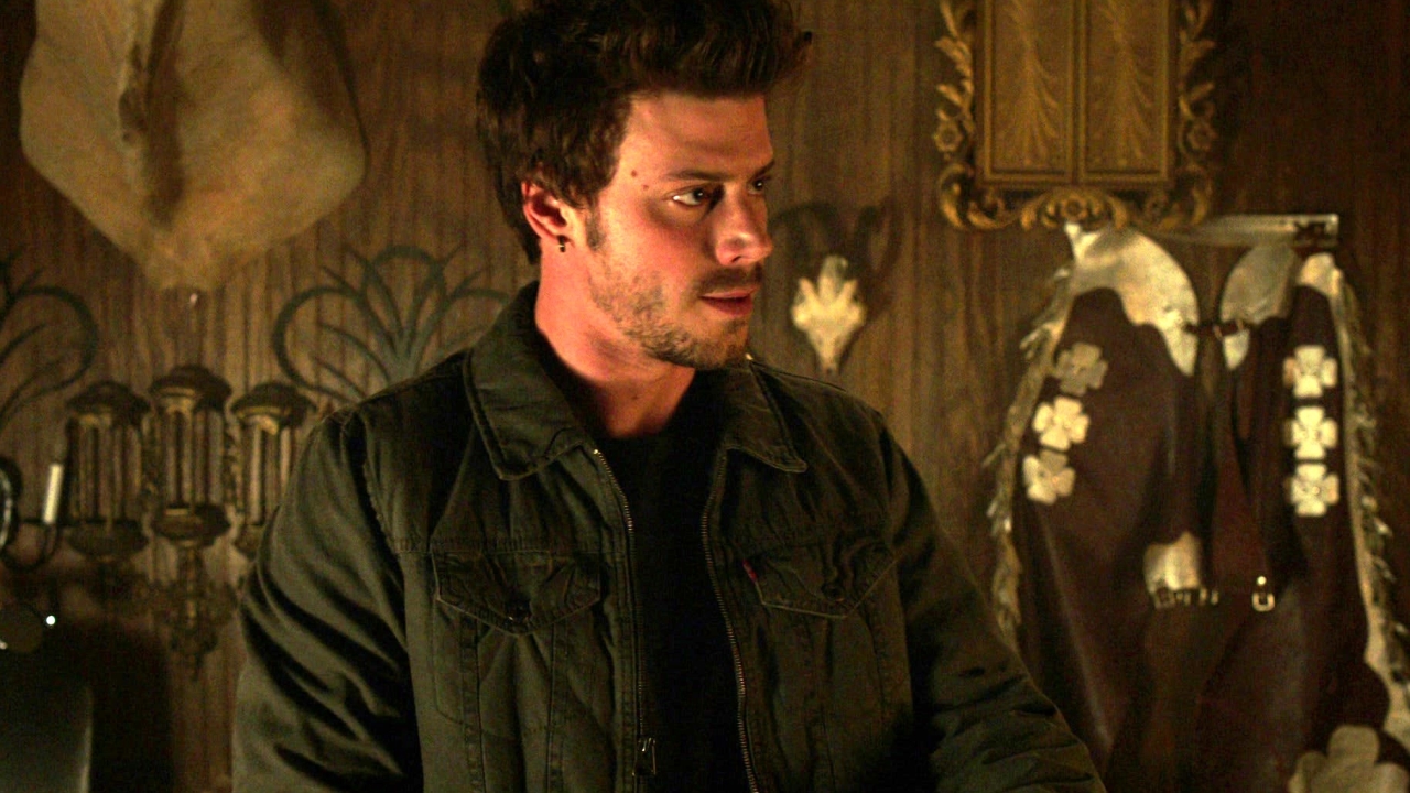 Midnight, Texas: Wanna Make A Deal