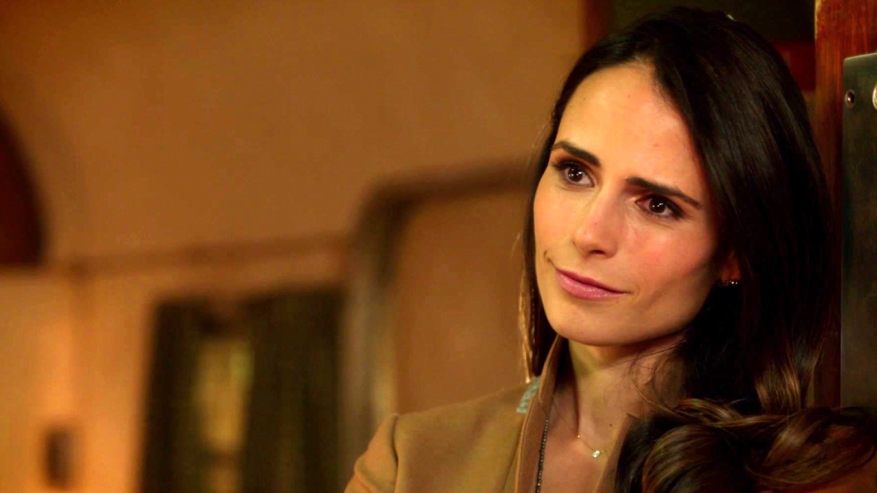 Lethal Weapon: Dr. Cahill Pays Riggs A Visit