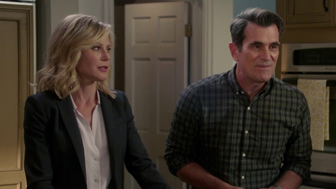Modern Family: Too Old For Halloween
