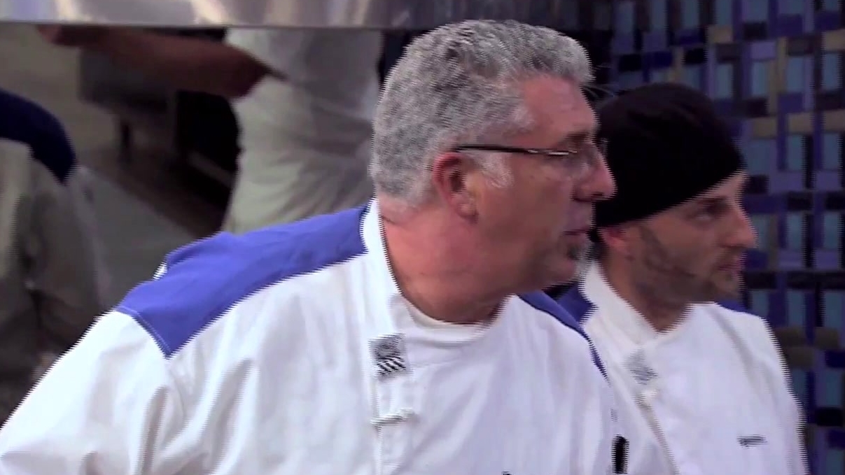 Hell's Kitchen: Too Many Tickets
