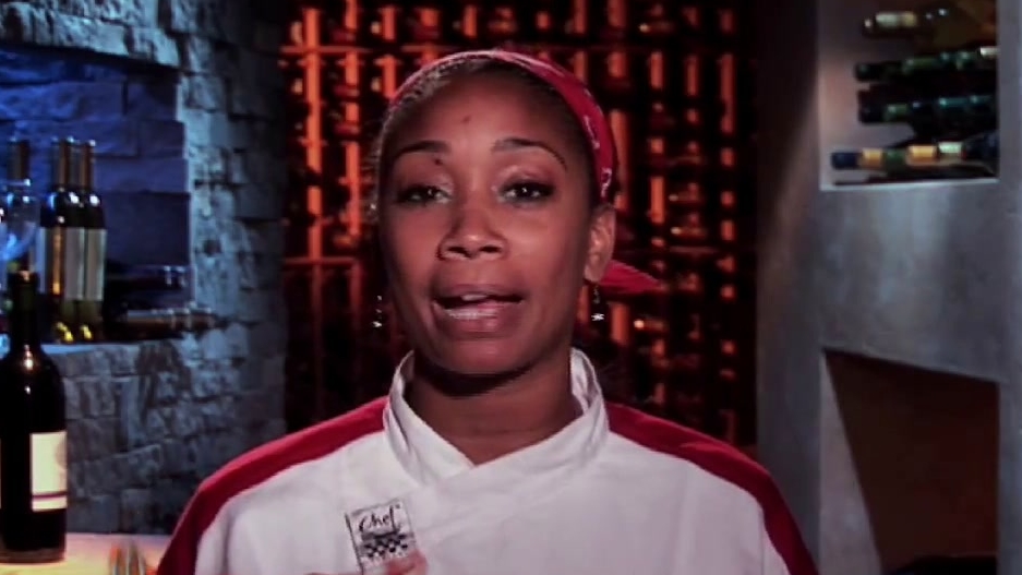 Hell's Kitchen: Ja'nel Keeps Her Head Down