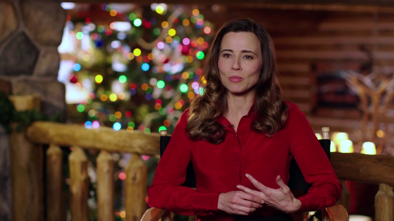 Daddy's Home 2: Linda Cardellini On What's New In The Sequel