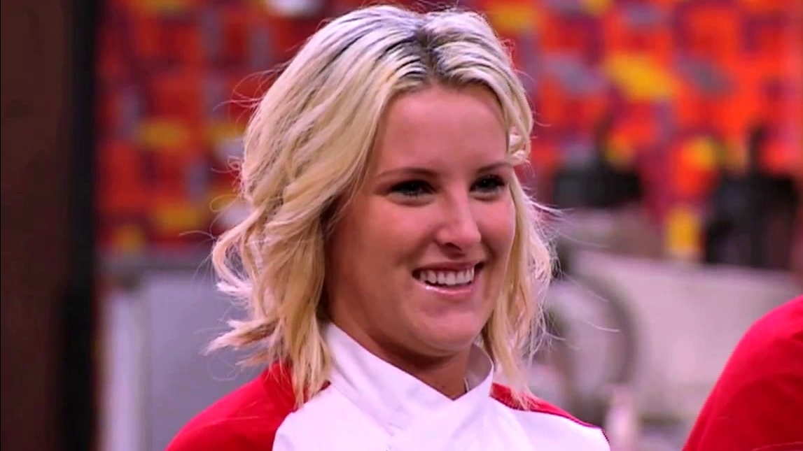 Hell's Kitchen: Susan And Mary Get Some Brotherly Love