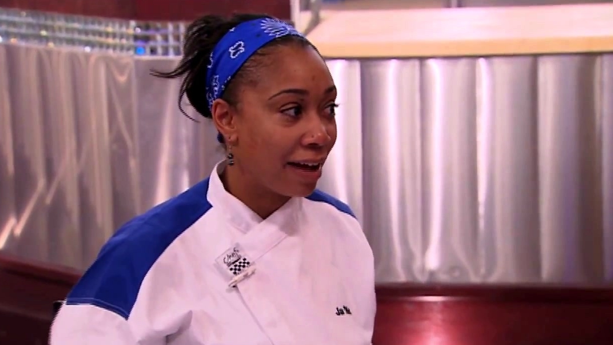 Hell's Kitchen: 5 Chefs Compete: Part 2 of 3