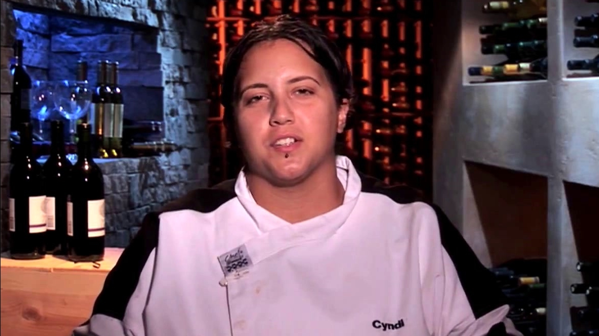 Hell's Kitchen: Cyndi Makes A Fat Burger