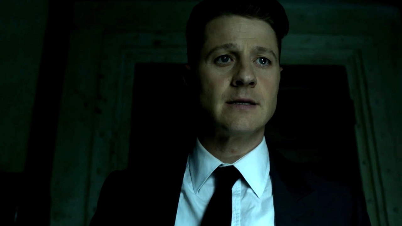 Gotham: A Dark Knight: Things That Go Boom