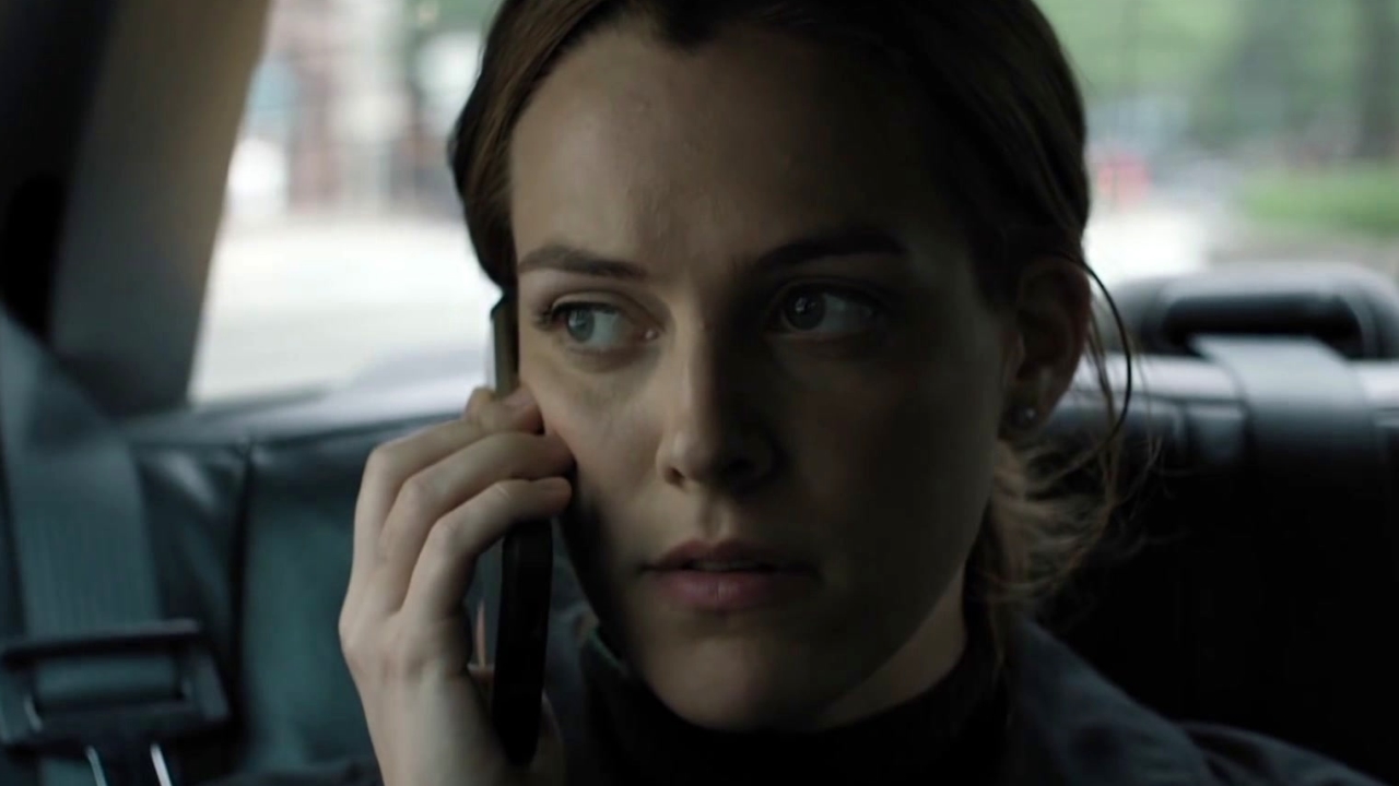 The Girlfriend Experience: Available