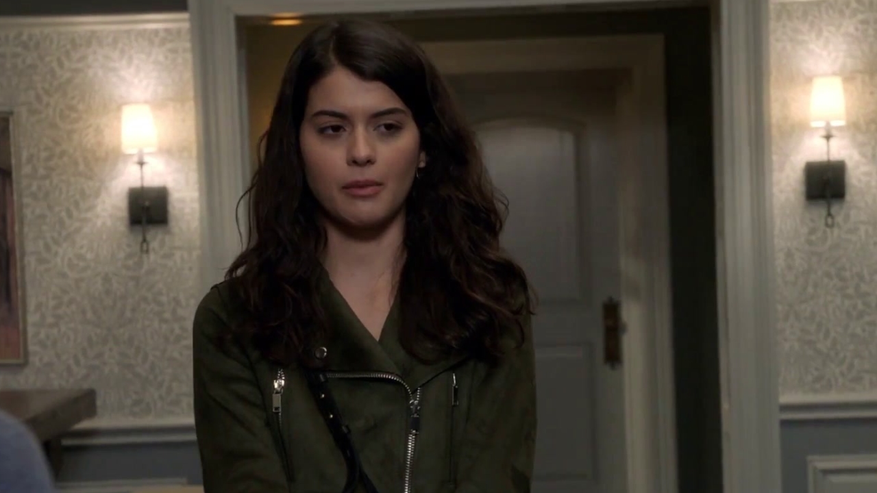 The Mick: Mickey & Alba Give Sabrina A Hard Time