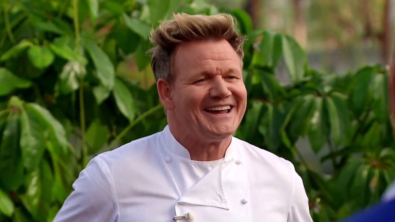 Hell's Kitchen: Contestants Go Fishing For Ingredients