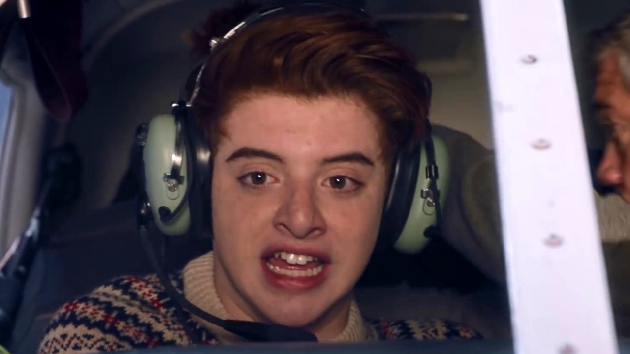 The Mick: Chip Flies A Plane