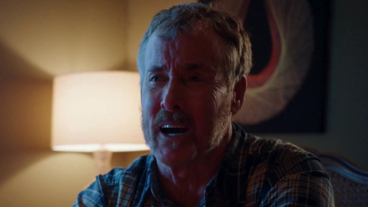 Stan Against Evil: Mirror Mirror