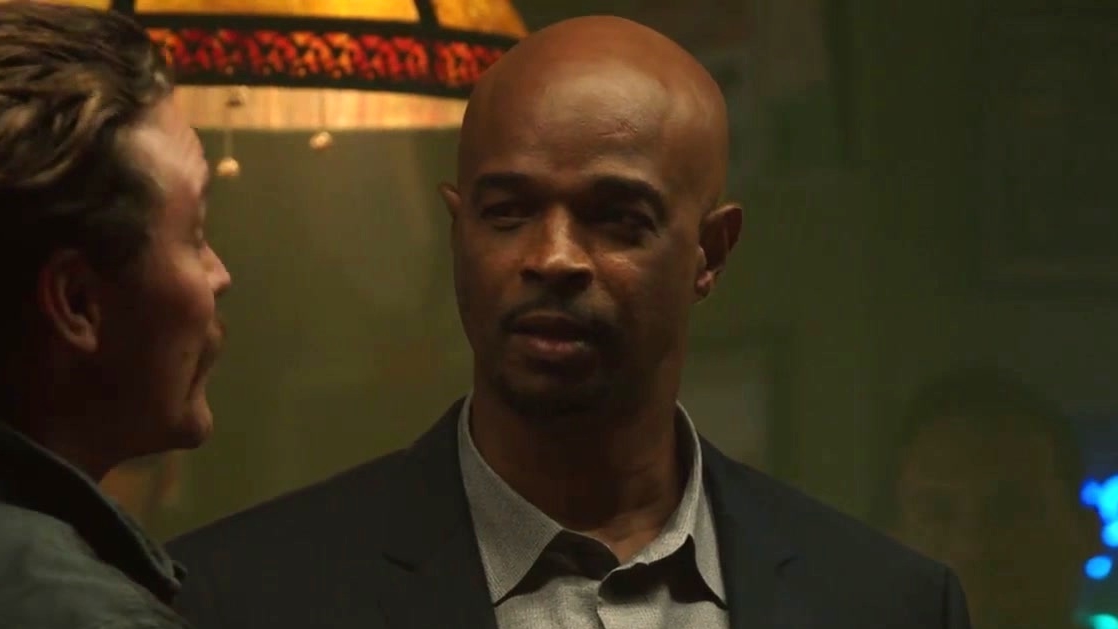 Lethal Weapon: Riggs Gets A Drink Thrown At Him