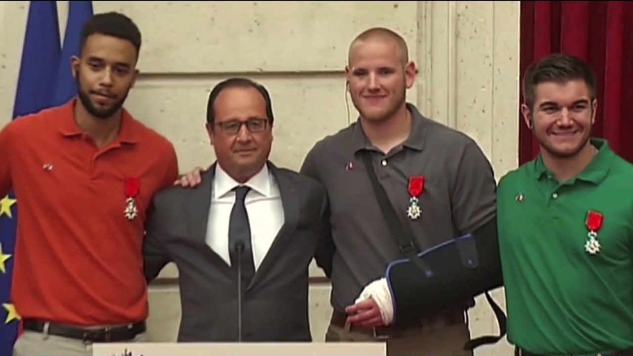 The 15:17 To Paris: Everyday Heroes (Featurette)