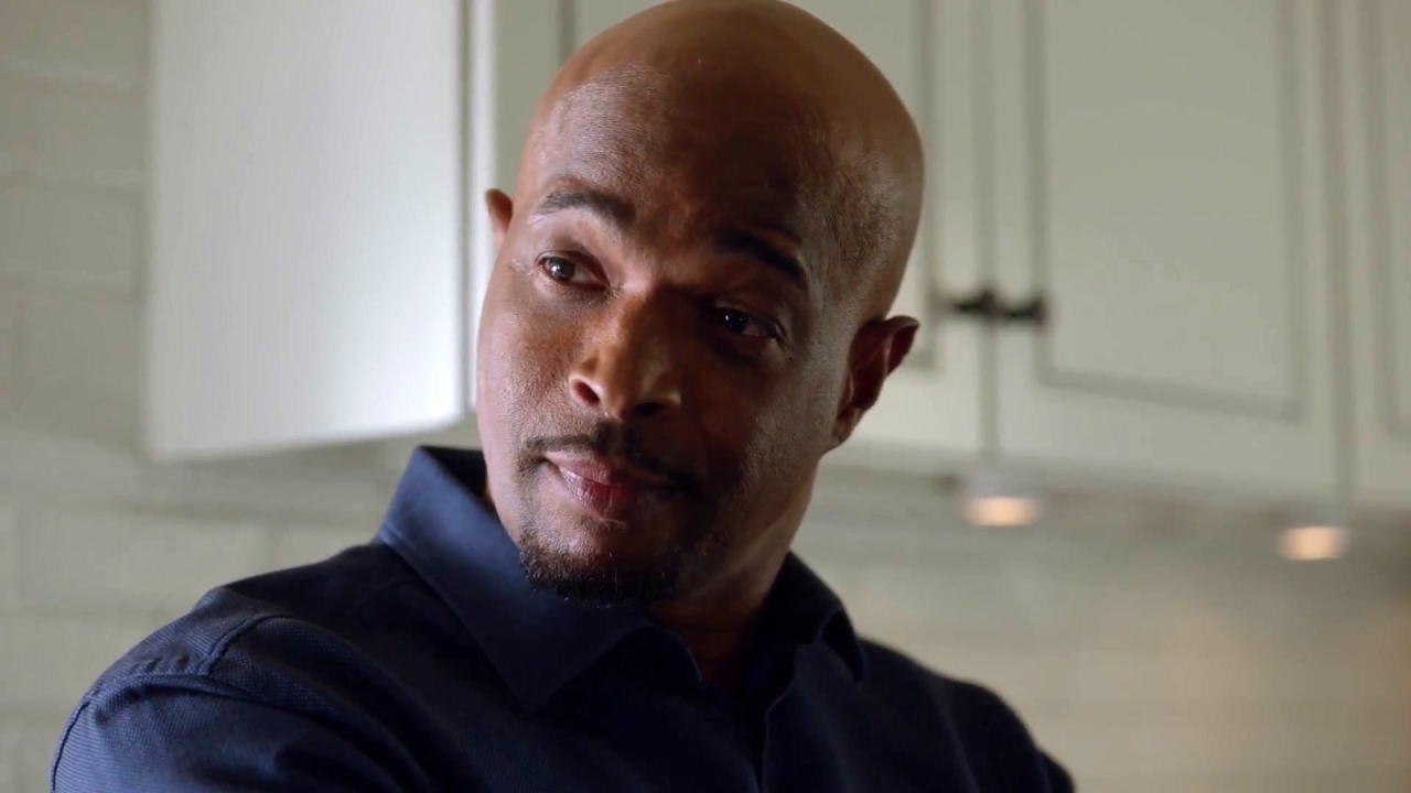 Lethal Weapon: Trish Tells Roger About Himself