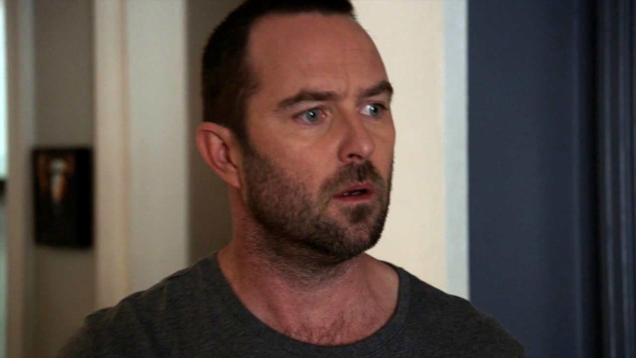 Blindspot: Nas Appears at Jane and Weller's Apartment