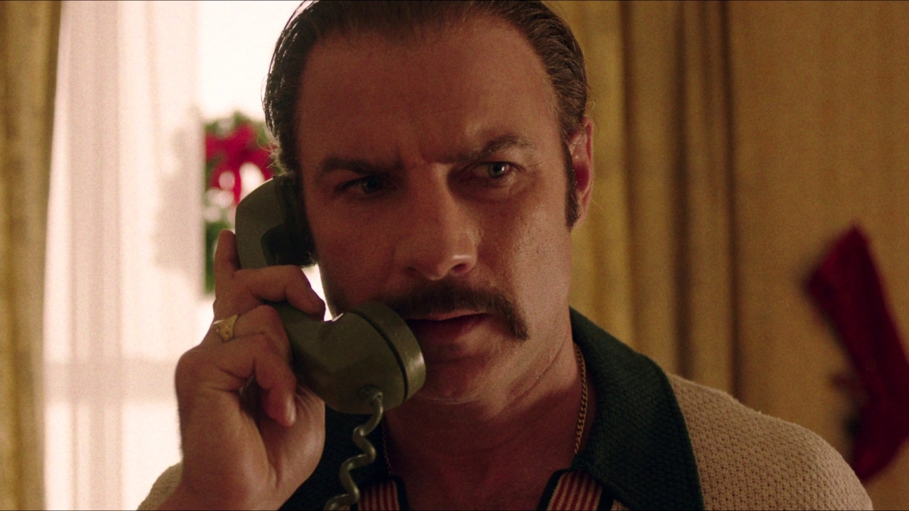 Travel trailer. Трейлер реальная. Bleeder смотреть. Реальная любовь в нью-йорке фильм. Реальные упыри 2014.