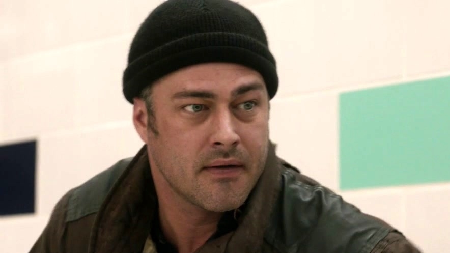 Chicago Fire: Emergency At The Pool