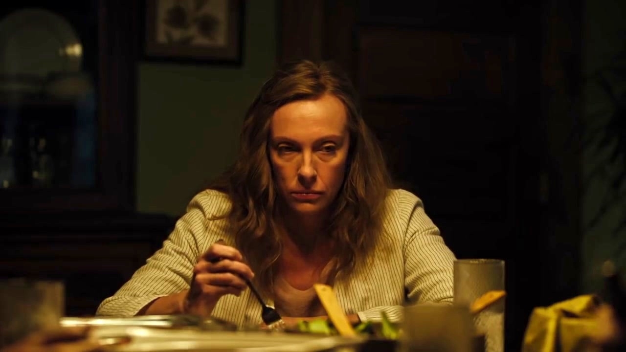 Hereditary: Toni Collette Terrifies (Spot)