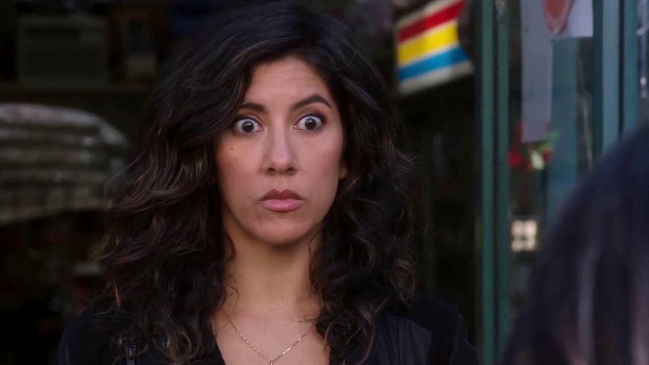 Brooklyn Nine-Nine: Terry Lets The Driver Know Rosa Is Single